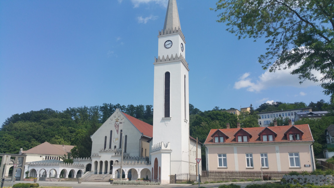 Komló